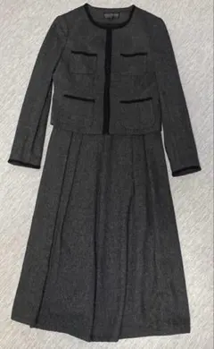 グレー ウール混合 ジャケットとスカートセット