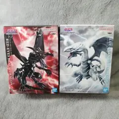 遊戯王　デュエルモンスターズ　レッドアイズ　ブルーアイズ　フィギュア2体セット