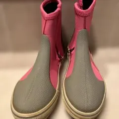 Item thumbnail for item 7ad1dd48-88f7-47e7-9957-b59f682628c8