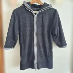 幾何学模様 フード付き半袖パーカー