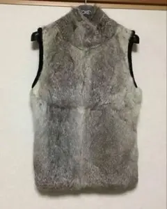 お値下げです！！WEAVER グレー ラビット ファーベスト　M