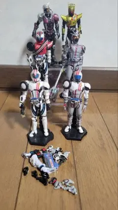 装動 クロニクル 仮面ライダードライブ　セット　まとめ売り　廃盤のサムネイル