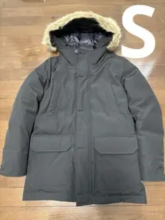 ユニクロ ノンキルトダウンジャケット S