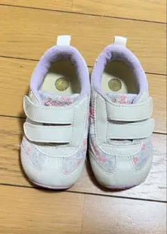 アシックス　キッズスニーカー13.5センチ