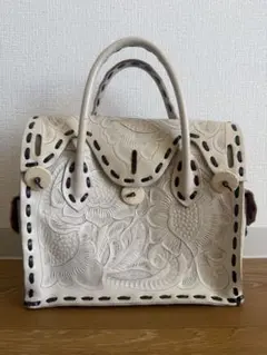 グレースコンチネンタル Carving Tribes カービングバッグ