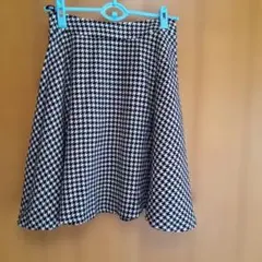 膝上フレアスカート　M