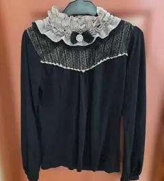 axes femme アクシーズ ビジュー リボン付き 長袖ブラウス ブラック