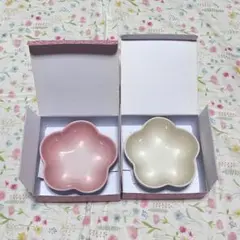 新品 ルクルーゼ フラワーディッシュ 20cm シェルピンク メレンゲ 皿