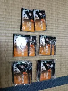 読売ジャイアンツ　岡本和真選手　ポケットティッシュ12パック　記念グッズ