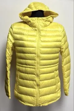 レディース　収納袋　ユニクロ　ウルトラライト　ダウンジャケット　フード