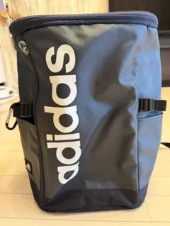adidas バックパックネイビー