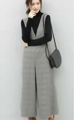 【アダムエロペ】グレー Vネック　オールインワン