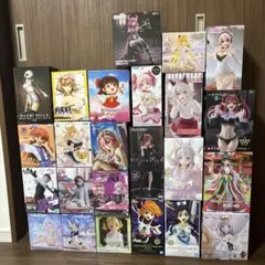 11月プライズ品　美少女フィギュア　24点　まとめ売り