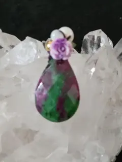 ルビーインゾイサイト　ペンダントトップ