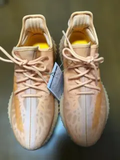 YEEZY BOOST 350V2 カニエウエスト adidas スニーカーのサムネイル