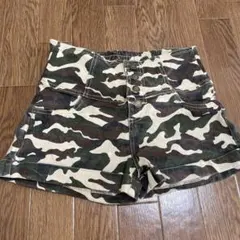 迷彩柄 ショートパンツ フロントボタン付き カモフラ