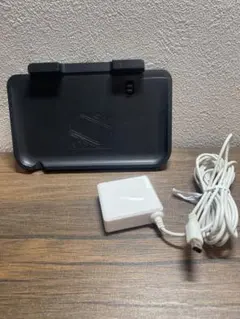 ニンテンドー3DS LL充電スタンド　充電器付き　純正　充電台　LLです