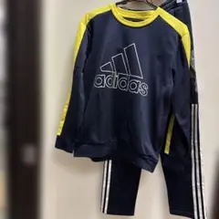 adidasアディダス スウェット上下　160