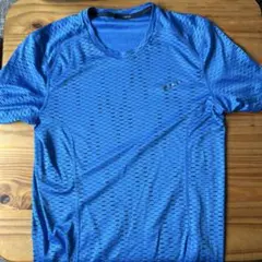 NIKE ランニングTシャツ ブルー　Sサイズのサムネイル