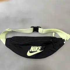NIKE ボディバッグ ブラック/ライム　ウェストバッグショルダーバッグ