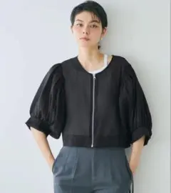 フロントジップ パフスリーブ ブラウス ブラックのサムネイル