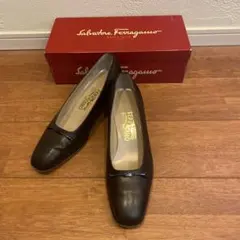 Salvatore Ferragamo パンプス ブラウンのサムネイル