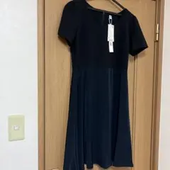 新品UNIQLO ブラック ワンピース M