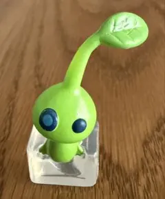 ピクミン びっくらたまご ヒカリピクミン マスコット