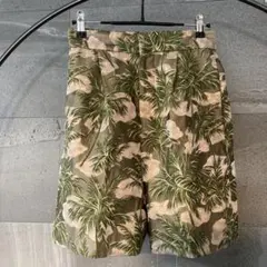 トゥモローランド　ショートパンツのサムネイル