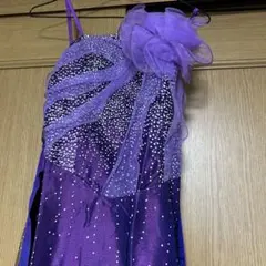 紫のロングドレス