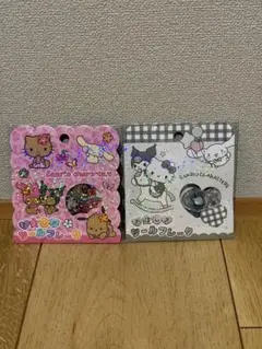 サンリオキャラクター 日焼けキティ　モノトーン　白黒　おはじきフレークシール