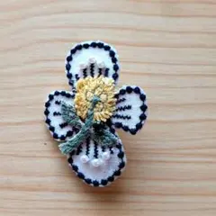 ⑦147ミナペルホネン ブローチアクセサリー ハンドメイド - メルカリ