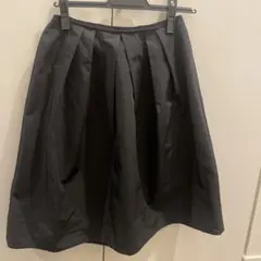 Demi-Luxe BEAMS ブラック膝下スカートのサムネイル