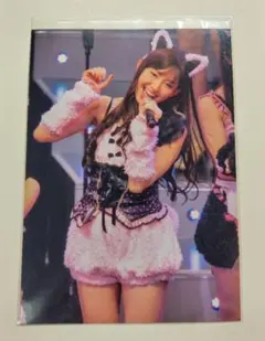 2025年最新】小嶋陽菜生写真の人気アイテム - メルカリ