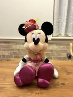 ミニーのスタイルスタジオ 夏服 ぬいぐるみバッジ - メルカリ
