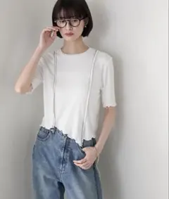 【forksy.】アシンメトリーヘムデザイン 配色ステッチ コンパクトTシャツのサムネイル