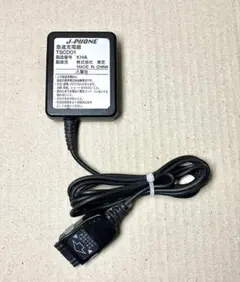 ほぼ未使用 Tu-ka 急速充電アダプタ CVT21 充電器 ACアダプタ
