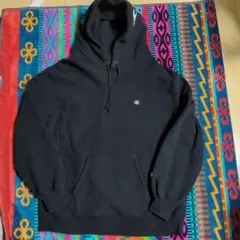 Champion ブラック フード付きパーカー　リバースウエ−ブ