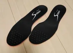 【定価の半額以下！】BMZインソール　ストライカースポーツ　カット済26.5cm