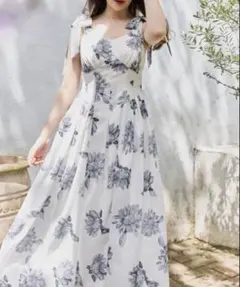 Sunflower-Printed Midi Dress Sサイズのサムネイル