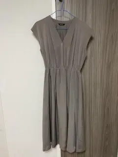 【美品】　FONCE グレーワンピース　ベルト付き