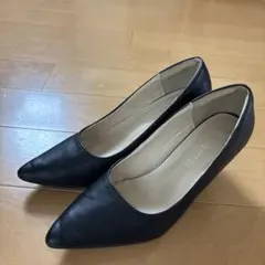 走れるパンプス【美品】　ブラック　23.5cmのサムネイル