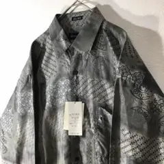 【個性派古着】新品タグ付き　長袖総柄デザインシャツ　絹100％　灰　柄　メンズM