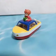 崖の上のポニョ★ドリームトミカ★ジブリがいっぱい （宗介のポンポン船）