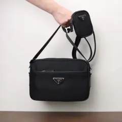 美品 ブラック ショルダーバッグ