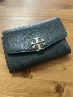 値下げ⭐︎Tory Burch ダークグリーン 三つ折り財布