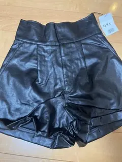 【新品未使用】GRL レザーショートパンツ　S