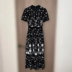セルフポートレート 花柄スパンコール刺繍 半袖フレアワンピース