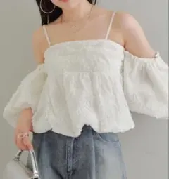 SALON by Chico フラワーレースオフショルブラウス　ホワイトのサムネイル