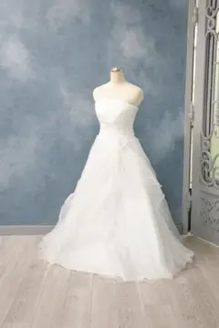 ウェディングドレス